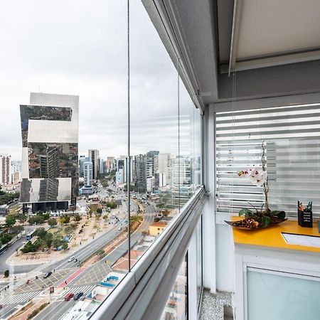 "Book Your Stay At Homelike Faria Lima In Pinheiros Stunning City Views Pool And Parking By Okaeri Home São Paulo Luaran gambar