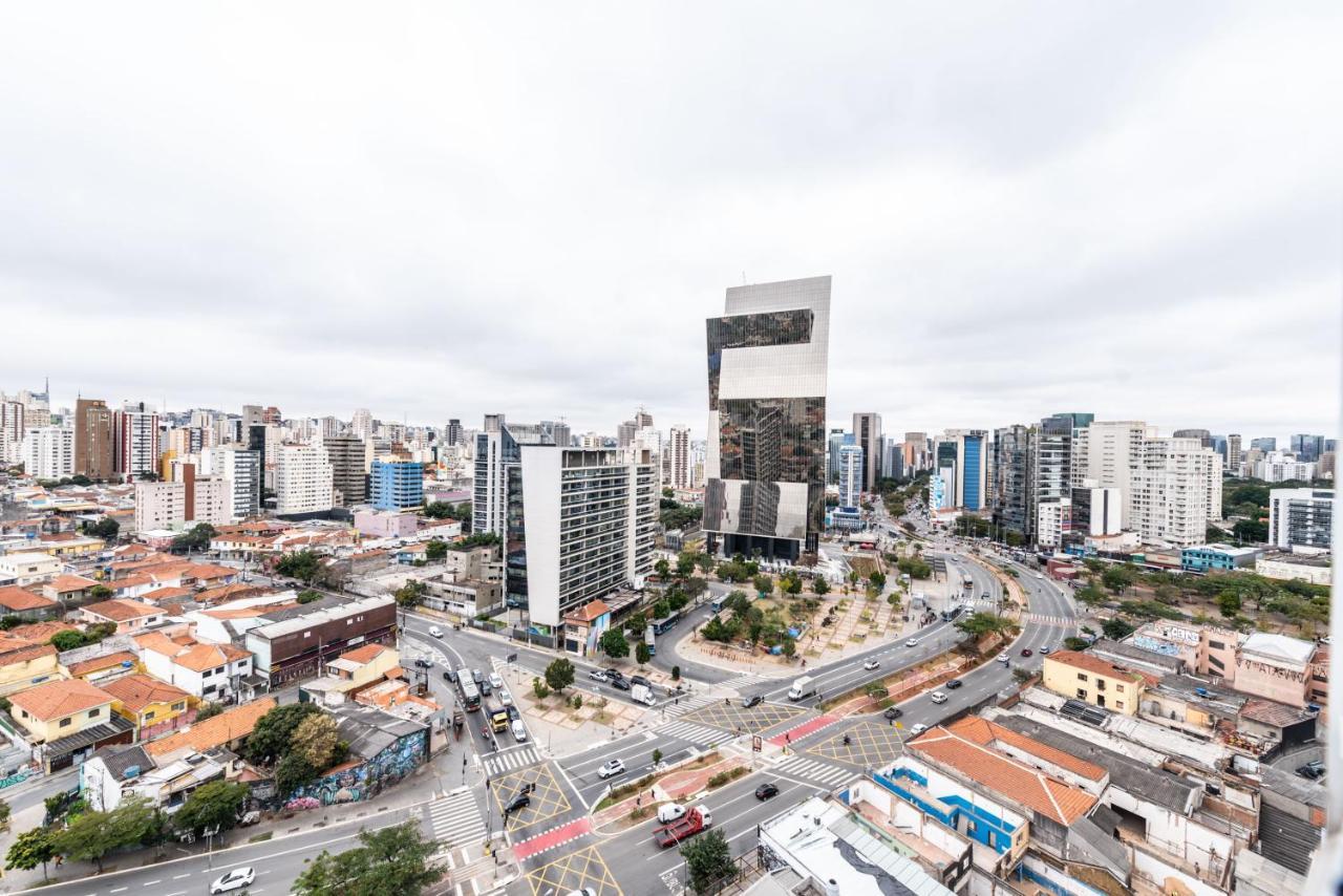 "Book Your Stay At Homelike Faria Lima In Pinheiros Stunning City Views Pool And Parking By Okaeri Home São Paulo Luaran gambar