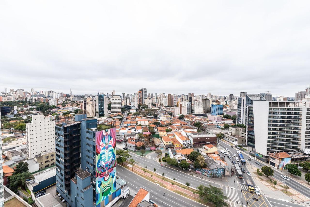 "Book Your Stay At Homelike Faria Lima In Pinheiros Stunning City Views Pool And Parking By Okaeri Home São Paulo Luaran gambar